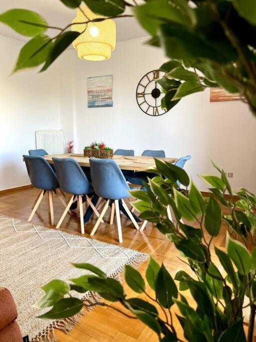 Seaview Penthouse On The Square Apartment Aígion Luaran gambar