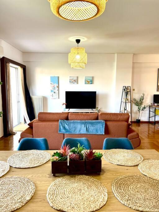 Seaview Penthouse On The Square Apartment Aígion Luaran gambar